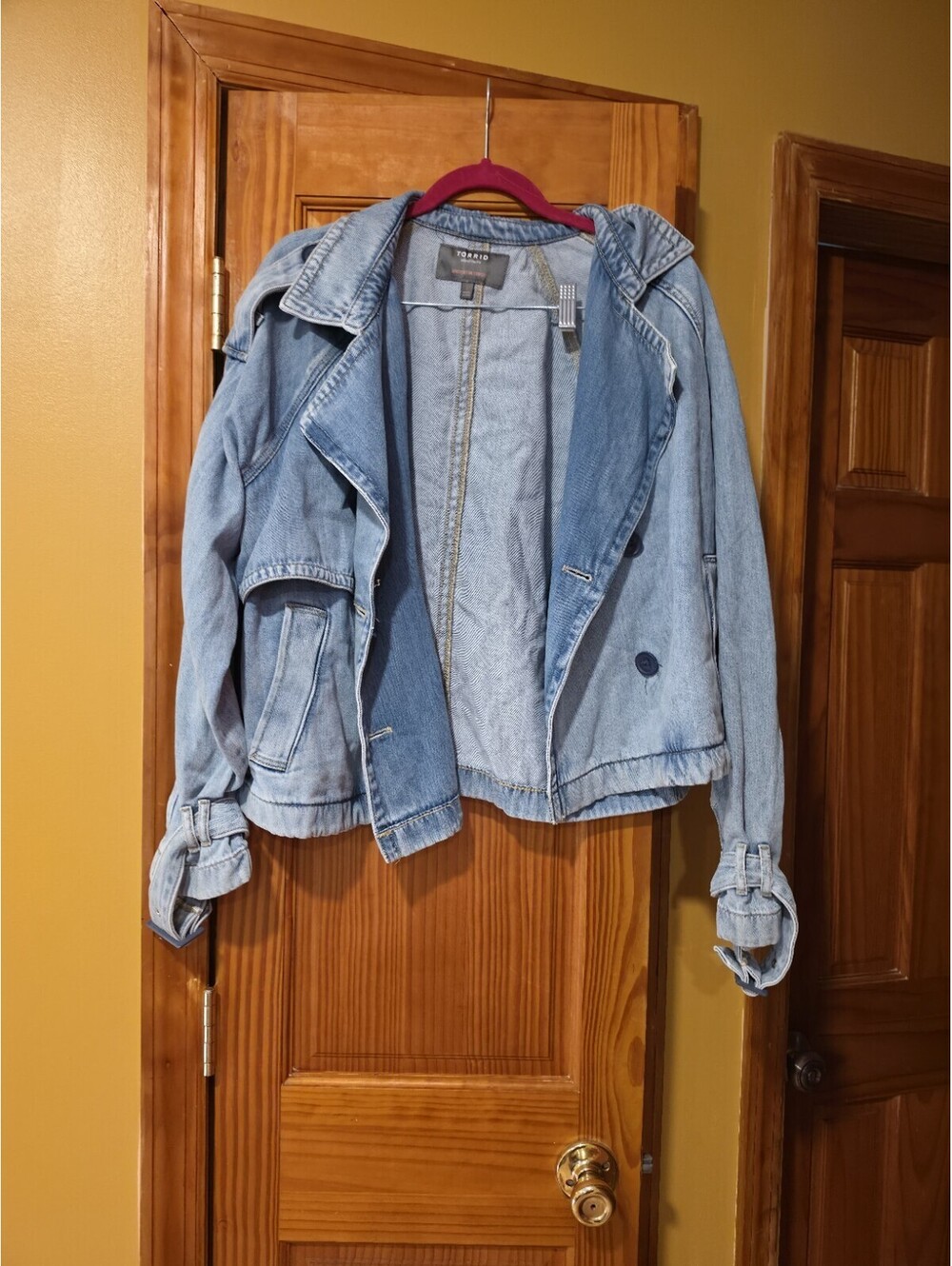 Torrid Light Blue Denim Jacket Plus Size 1x